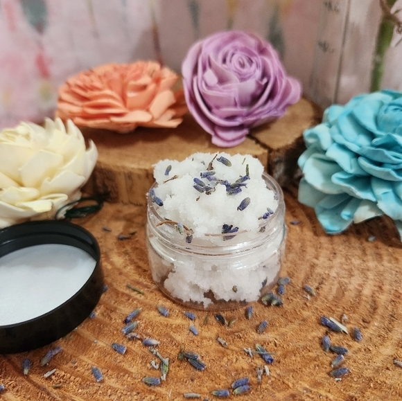 Handmade Lavender‎ lip scrub - Picture 3 of 4